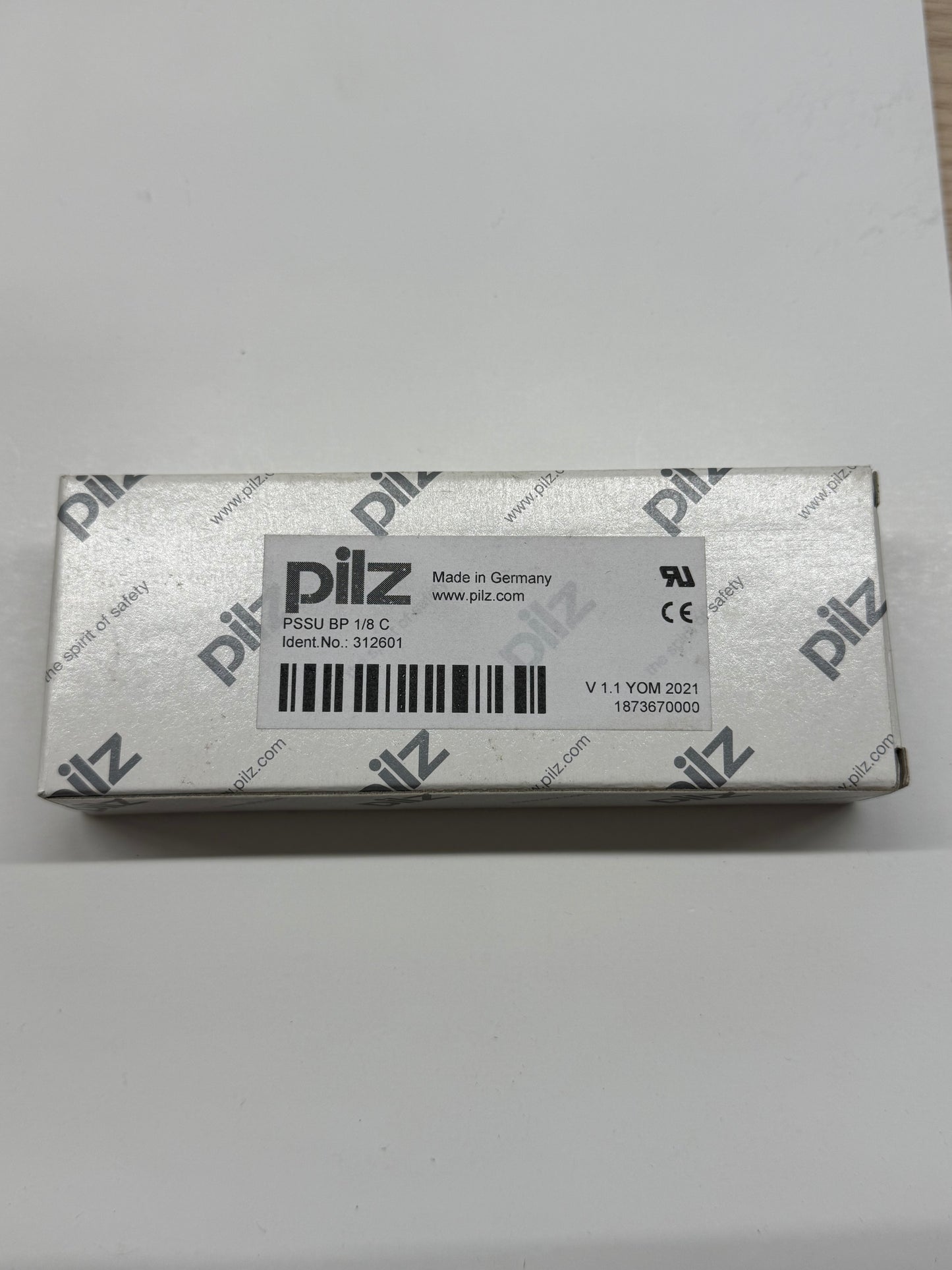 312601