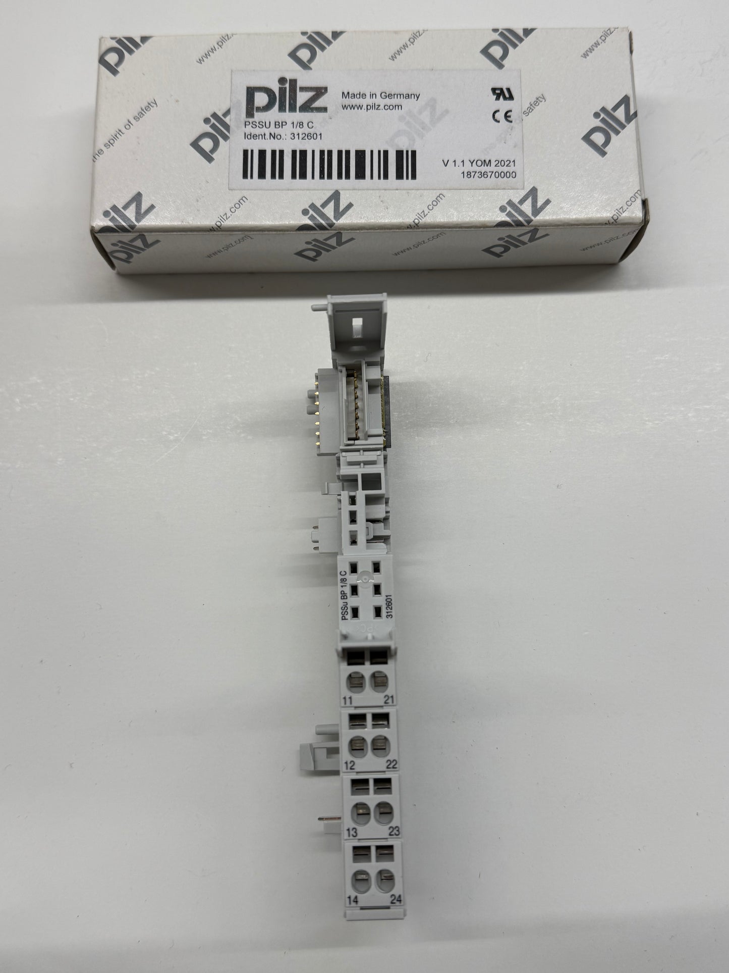 312601